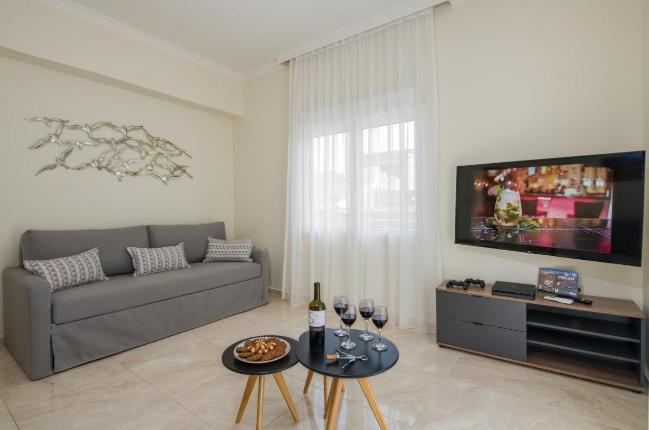 חאניה Center Manolia Dream 3 Bedroom Apartment 100M Away From The Beach מראה חיצוני תמונה